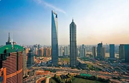 中国结构第一高楼封顶 盘点中国十大高楼