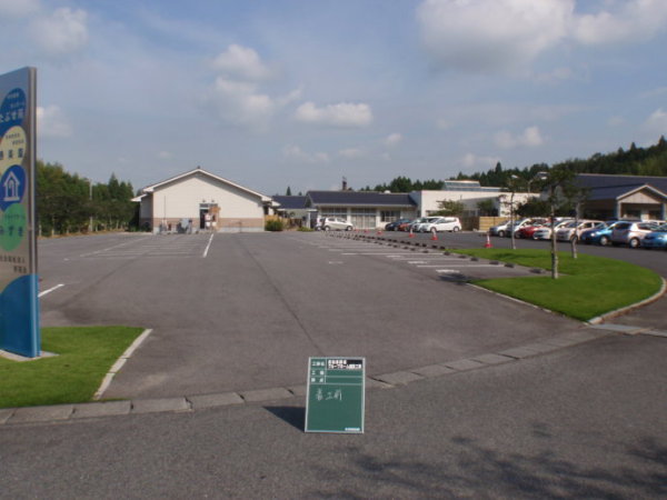 日本钢结构老人院建造全程 环境优美设施齐全