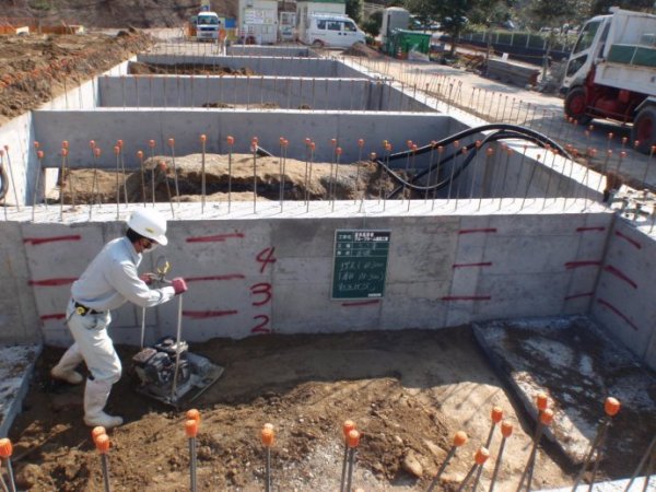 日本钢结构老人院建造全程 环境优美设施齐全