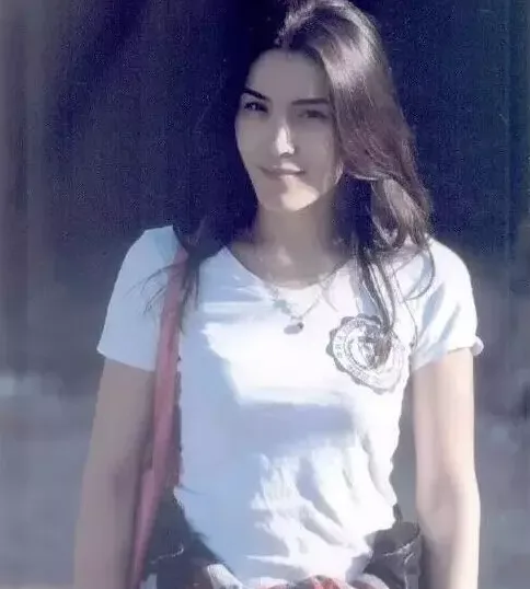 建筑女神，美得不像实力派！