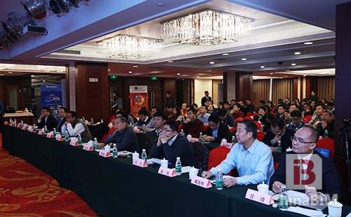 多方发力 行业大咖热议钢结构住宅产业化实践与思考 多方发力 行业大咖热议钢结构住宅产业化实践与思考