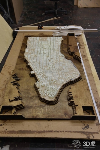 牛人仅凭一张3D打印桌子 坐拥整座曼哈顿