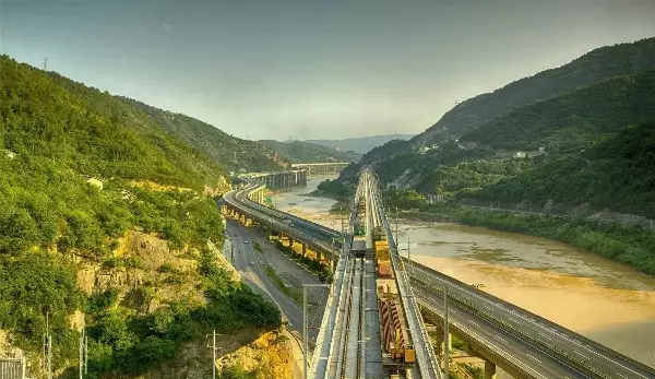 【BIM应用】BIM助力西成客专,天堑变通途 BIM视界 第2张-BIM建筑网 【BIM应用】BIM助力西成客专,天堑变通途 BIM视界 第2张