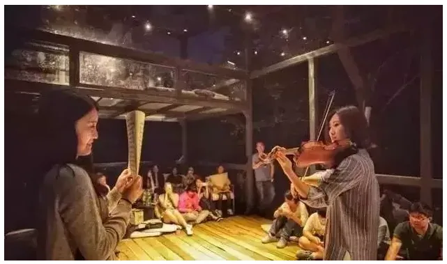 装配式|四个老男孩租下2500亩山谷 用集装箱搭出桃花源地 