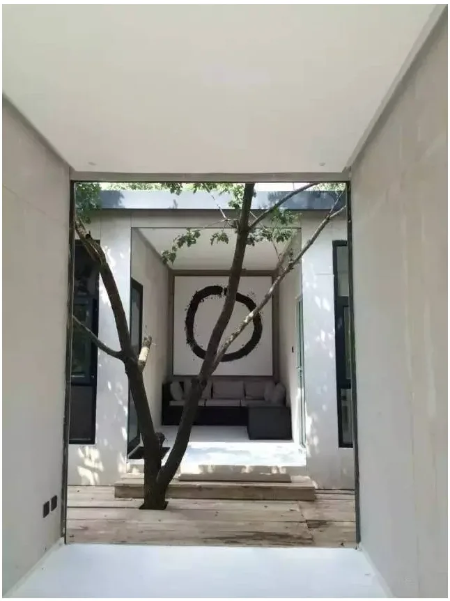 装配式|四个老男孩租下2500亩山谷 用集装箱搭出桃花源地 