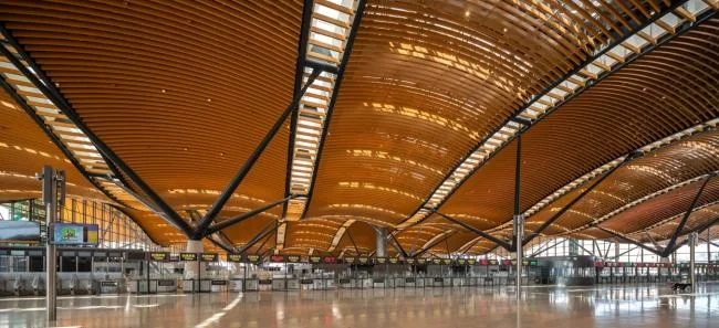 BIM建筑|珠澳年夜桥喷鼻口岸岸旅检年夜楼 / RSHP + Aedas