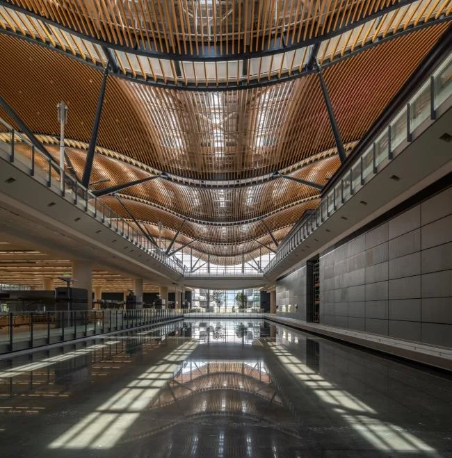 BIM建筑|珠澳年夜桥喷鼻口岸岸旅检年夜楼 / RSHP + Aedas