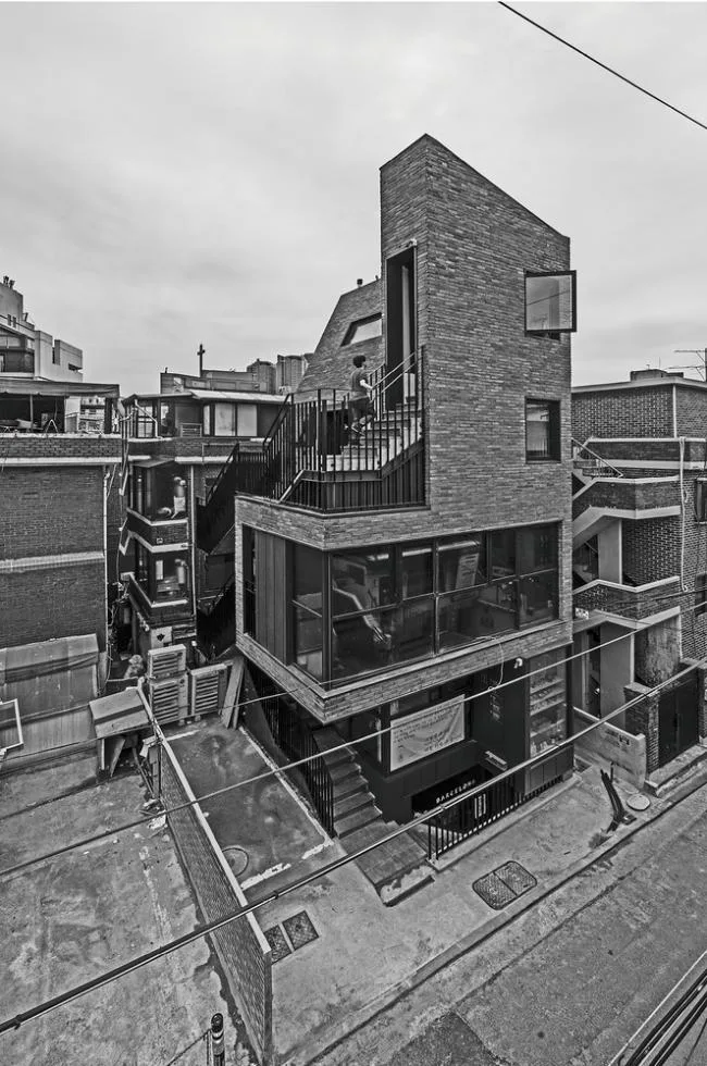 BIM建筑|韩国芒源洞“窄居” / Boundaries architects