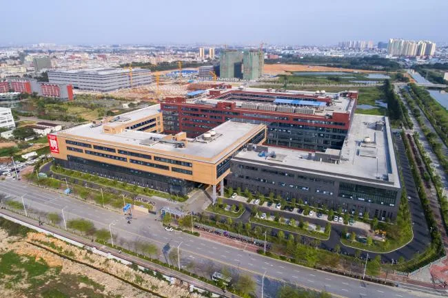 BIM建筑|东莞TP-LINK财产园 / 悉地国际21设计工作室&CIC新营业部
