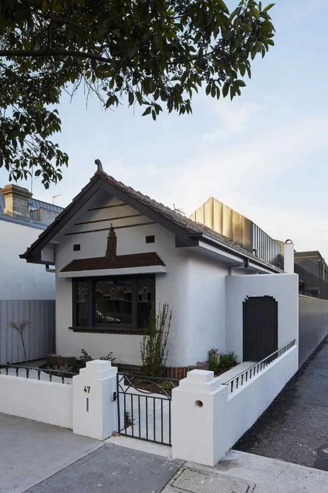 BIM建筑|影子室第 / Nic Owen Architects