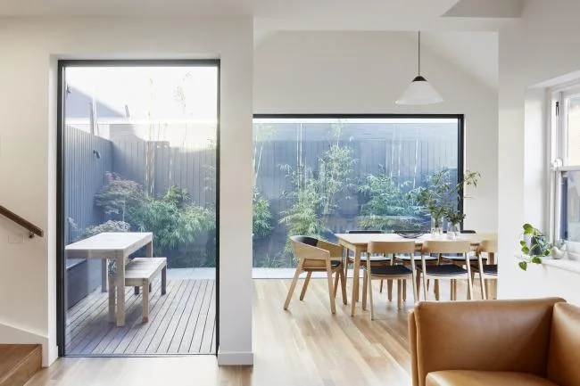 BIM建筑|影子室第 / Nic Owen Architects