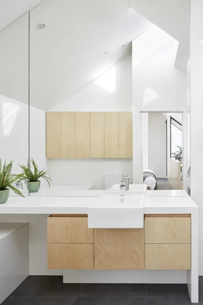 BIM建筑|影子室第 / Nic Owen Architects