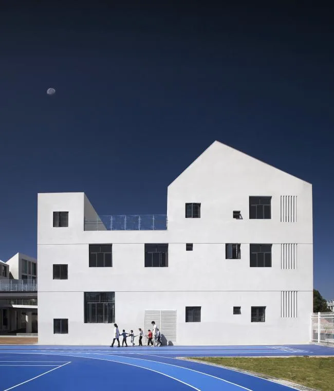 BIM建筑|村中的游乐场——广东省河源市特别教导黉舍