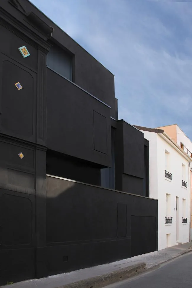 BIM建筑|巴黎“黑屋” 3BOX92 / Stephane Malka Architecture