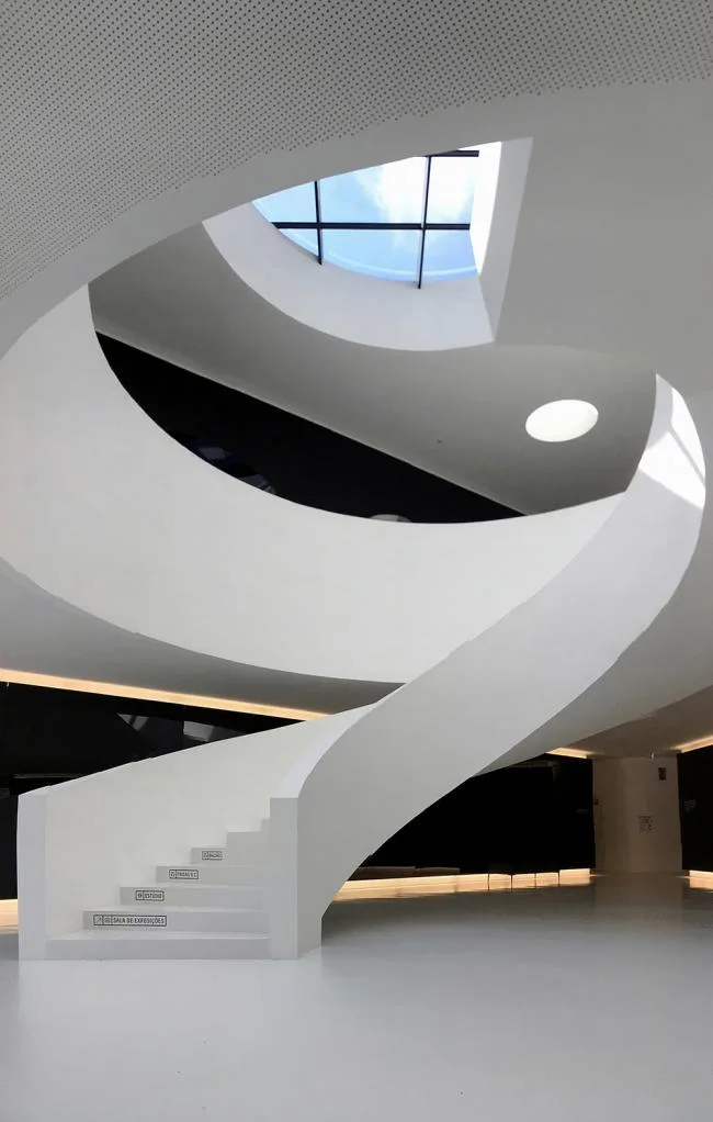 BIM建筑|寻回建筑本真的葡萄牙艺术中间/AND-RE建筑师事务所