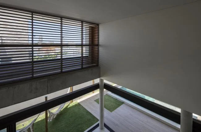 BIM建筑|沉寂优雅的巴西室第/Martins Lucena Arquitetos