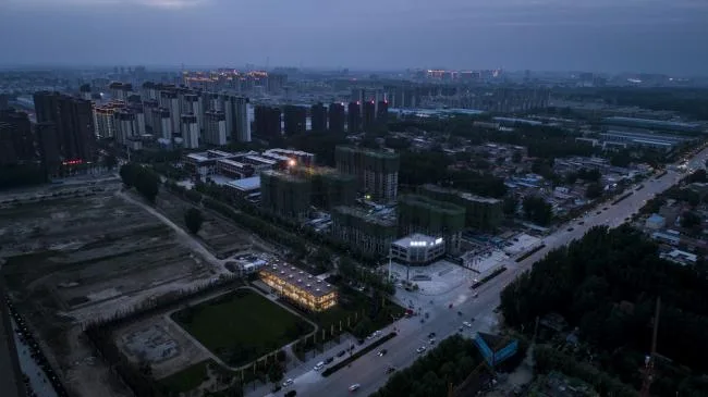 BIM建筑|枝桠交织有序的'树'状空间：河南珑府生涯体验中间 / 罗宇杰工作室