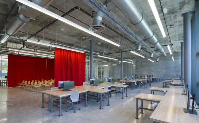BIM建筑|仿佛在炎阳中慢慢熔化：迈阿密年夜学建筑学院