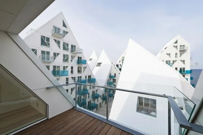 BIM建筑|锯齿相错，仿佛悬浮海面的冰猴子寓