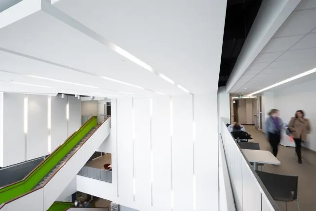 BIM建筑|跨界交换空间——西安粗略年夜学护理学院与信息媒体研讨院讲授楼