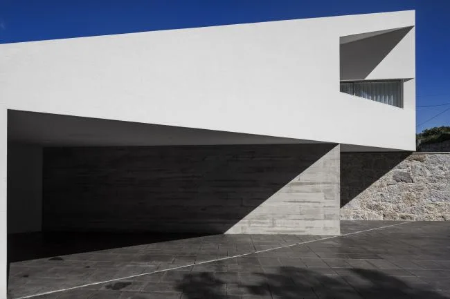 BIM建筑|现代雕塑立体切割的艺术品：葡萄牙三角室第