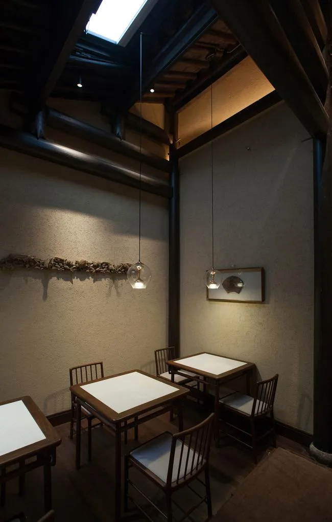 BIM建筑|觀芷·翠陌平易近宿酒店 /卧野空间设计