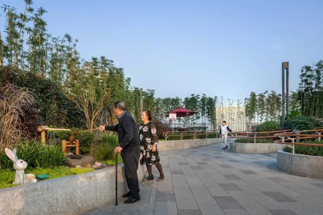 BIM建筑|善意景不雅，颐居乐土——重庆龙湖颐年公寓康复花圃 | GVL怡境国际设计团体+张玲