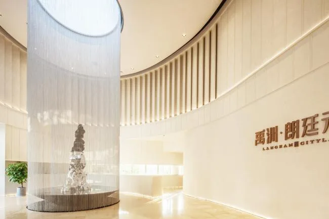 BIM建筑|展翅而飞的鹰：武汉朗廷元著生涯方法体验馆 / 成执建筑