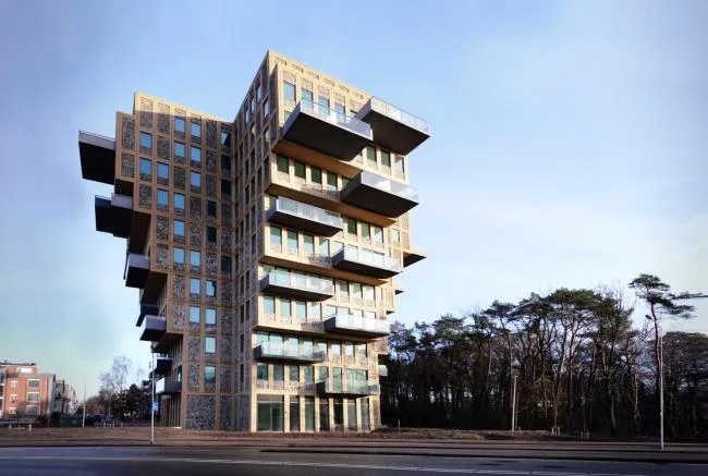 BIM建筑|垂直悬挑的“漂亮景致”：荷兰Belvedere 年夜楼 / René van Zuuk Architects