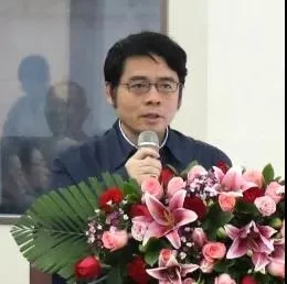 电子邮件