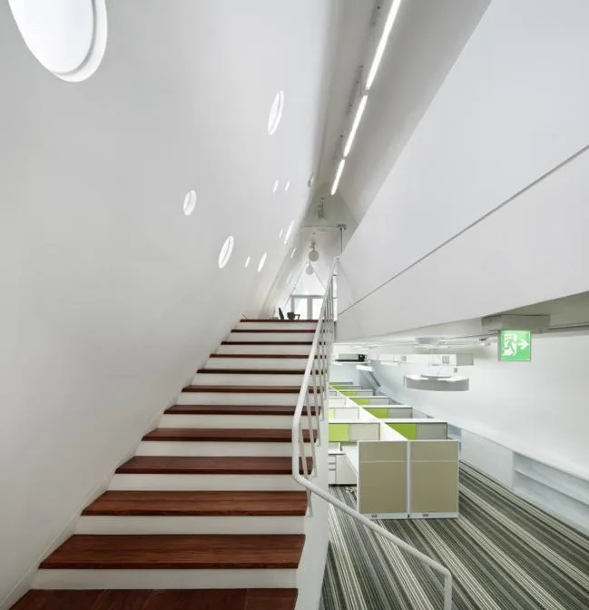 BIM建筑|仿佛阳光泡泡——奢靡品牌韩国零售店设计