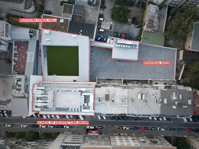 BIM建筑|外表柔嫩的混凝土建筑：DOX+ 今世艺术中间 / Petr Hajek Architekti