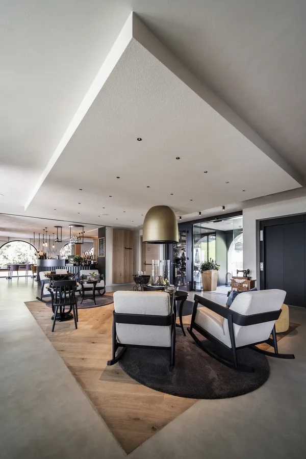 BIM建筑|源于新艺术活动灵感：意年夜利拱门旅店 / noa network of architecture