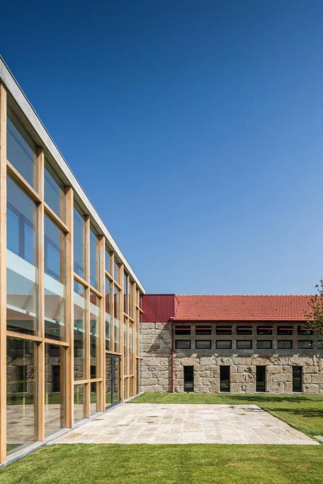 BIM建筑|从酒窖到办公室：Sede Polopique 公司总部 / Filipa Guimarães