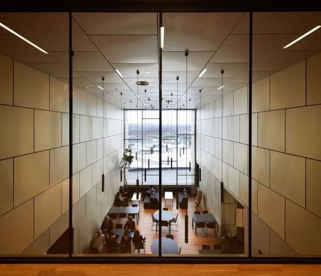 BIM建筑|小镇水晶市政厅 / Henning Larsen
