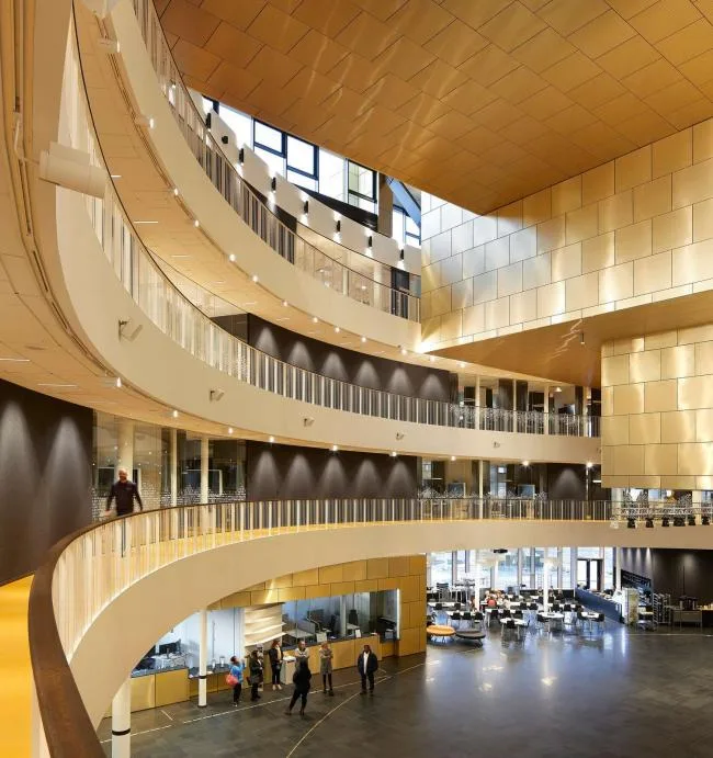 BIM建筑|小镇水晶市政厅 / Henning Larsen