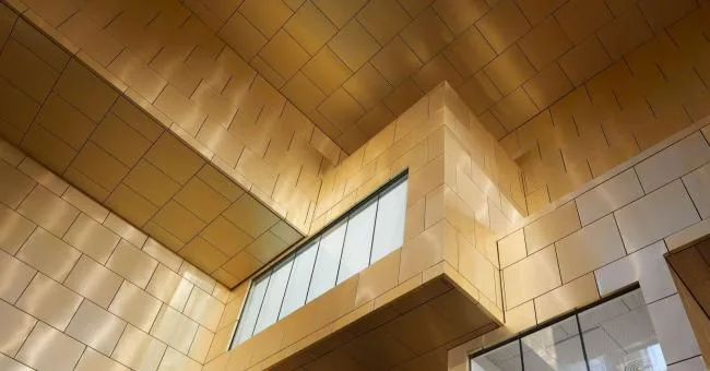 BIM建筑|小镇水晶市政厅 / Henning Larsen