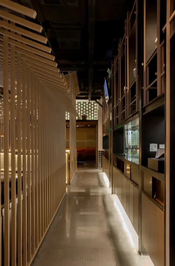 BIM建筑|年夜漠里的新城：塔哈尔·迷迭巷餐厅，上海／杭州卧野空间设计