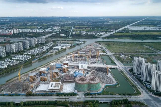 BIM建筑|OPEN 颁布上海青浦温和双语黉舍施工图，为分歧年纪孩子设计“聚落校园”