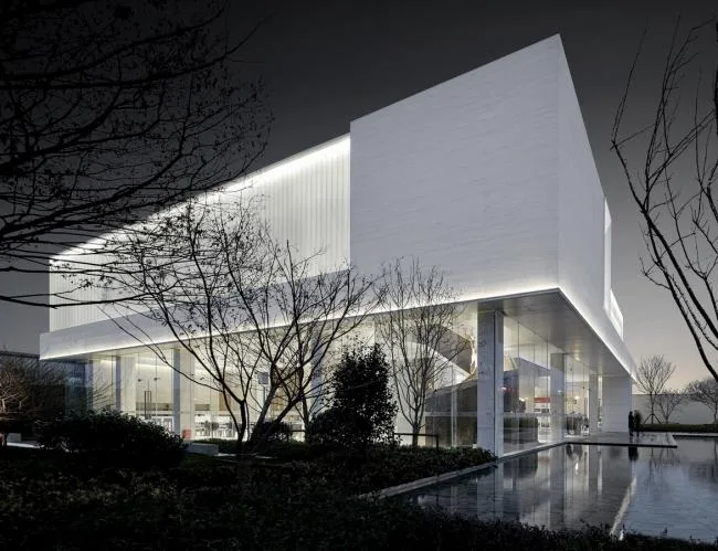 BIM建筑|南京时期天樾城市美学中间 / 南京天华