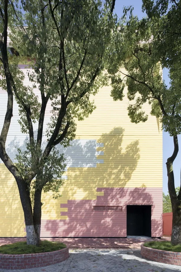 BIM建筑|岳阳县第三中学风雨操场兼陈述厅 / SUP素朴建筑工作室