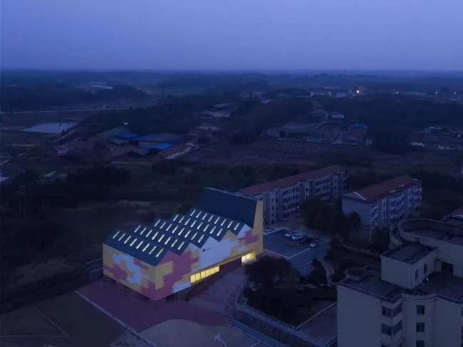 BIM建筑|岳阳县第三中学风雨操场兼陈述厅 / SUP素朴建筑工作室