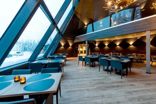 BIM建筑|纵享皑皑白雪与极光星空：芬兰度假板屋酒店
