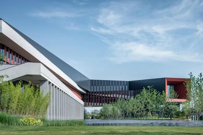 BIM建筑|腾讯武汉研发中间 / 栖城设计