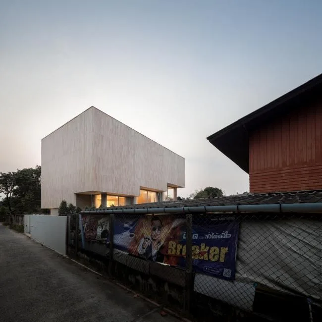 BIM建筑|平行世界之家 / IDIN Architects