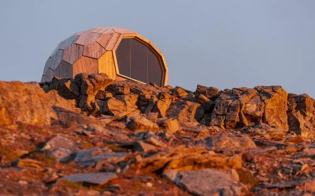 BIM建筑|徒步旅人的明灯，北极光之下的岩石小屋/SPINN Arkitekter