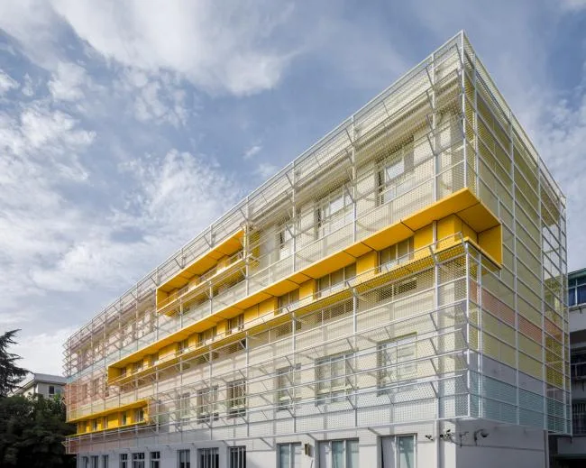 BIM建筑|梦幻般的蓝色操场：濮家小学濮家校区整体改革/形而上+杭州橡地建筑