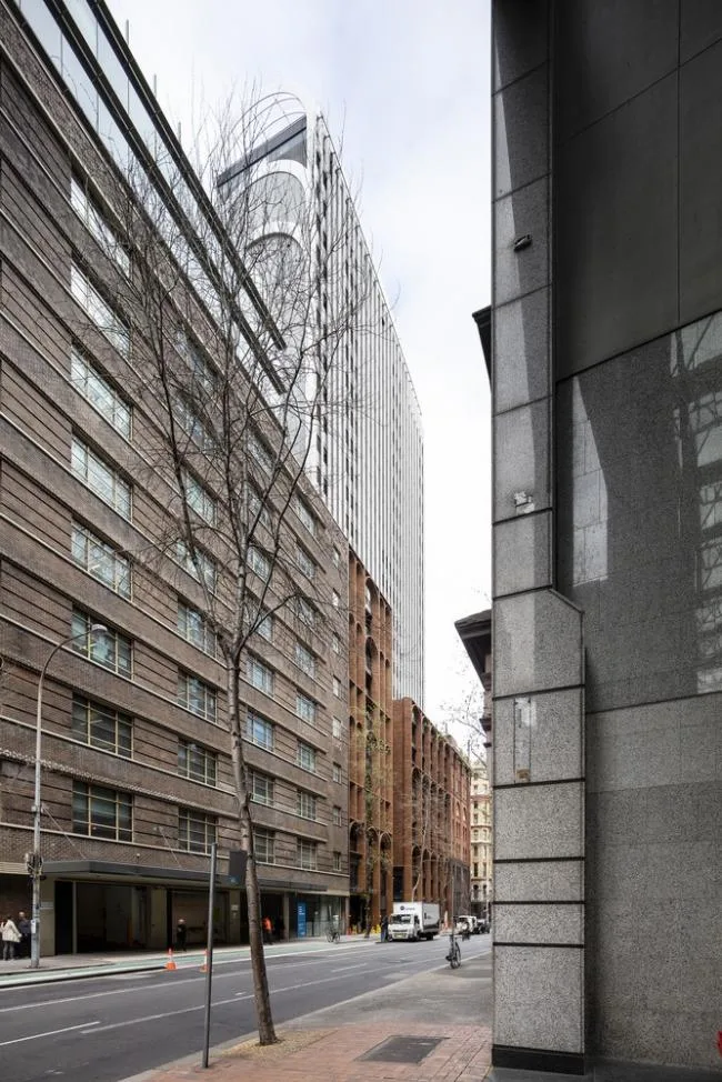 BIM建筑|弧形高层公寓 / 高田浩一建筑事务所