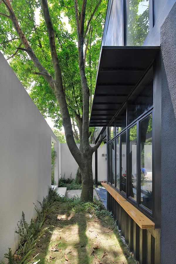 BIM建筑|东莞橙果传媒集装箱办公室 l 间外建筑工作室，冯国安