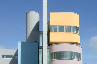 BIM建筑|多年后一个被抛弃设计的更生，一面巨墙朋分的立体室第 / Wall House 2-BIM建筑网